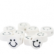 Polymer beads smiley White