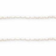 Imperfect freshwater pearls rice 6x4mm Natural White
