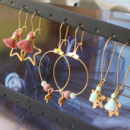 Inspirational Sets Colourful jewellery with tassels