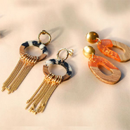 Inspirational Sets How to combine wooden pendants with resin