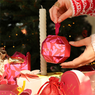 Inspirational Sets Wrap in style with our Christmas packaging