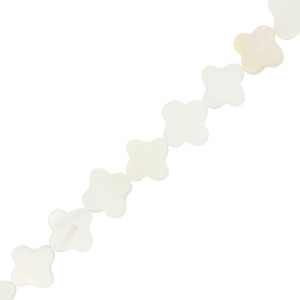 Shell beads clover Off White