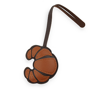 Statement charms croissant Brown