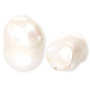 TQ Freshwater pearls irregular Natural White