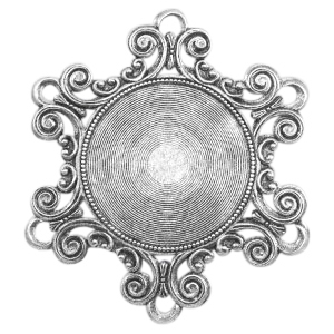 Charms TQ metal Baroque style Antique Silver