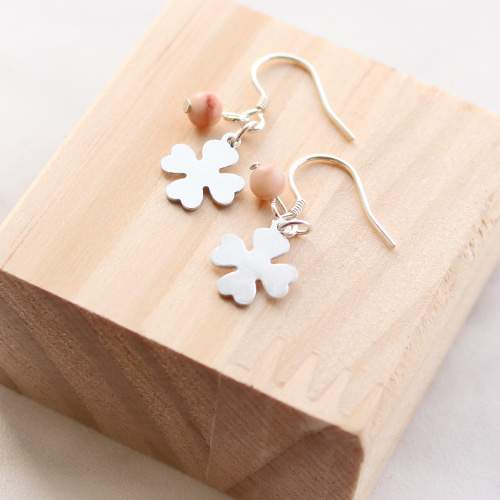 A MUST in your collection: jewellery with 925 silver findings