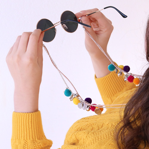 Sunny days! DIY sunglasses cords with cowrie shells, pompom beads, macram&eacute; bead cord and more!
