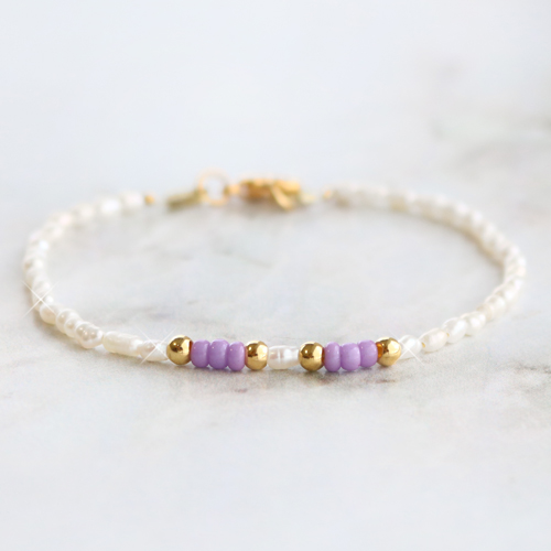 With macram&eacute; bead cord, freshwater pearls and shell beads you can make these summery items: