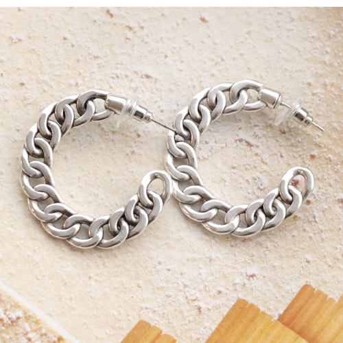 How to make trendy statement DQ European metal earrings in combination with charms 