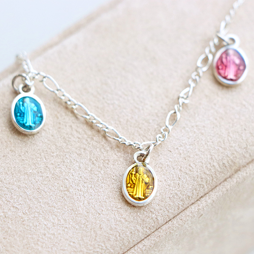 Get creative with these colourful metal charms