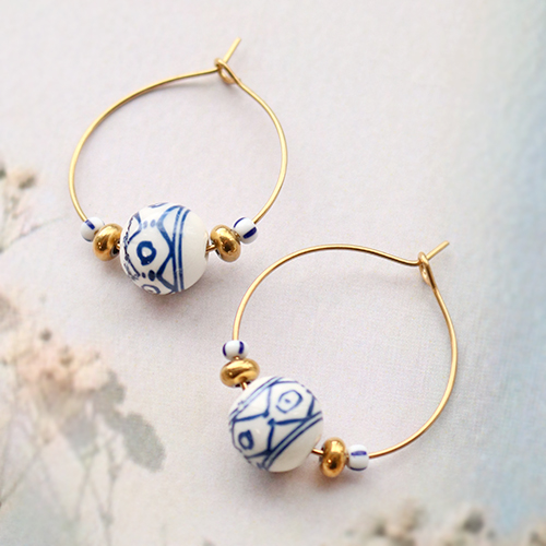 Inspiration to make unique jewellery with these hand painted ceramic beads