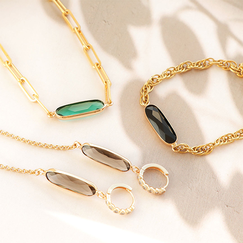 Design beautiful jewellery with crystal glass