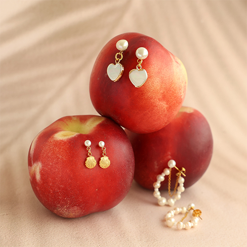 Mix and match with stainless steel freshwater pearl earrings