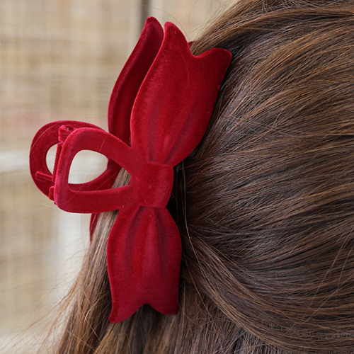 Tips for styling with hair clips