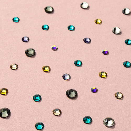 Sparkle ideas with hotfix rhinestones & rhinestone chains