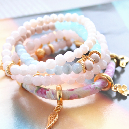 Trendy soft coloured jewellery and accessories with crackled opal glassbeads