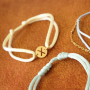 This is how you make the best initial bracelets with satin wire: