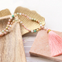 Watch here how to make beautiful necklaces with Polaris Elements beads: 