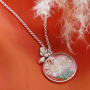 Make the most beautiful jewellery with dried flower charms! 