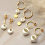 Get started and make trendy jewellery with the pearl shine shell items in combination with the zirconia brass elements