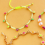 Create jewellery with neon trend items