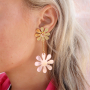 How to use Plexx flowers and hearts in eye-catching earrings