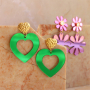 How to use Plexx flowers and hearts in eye-catching earrings
