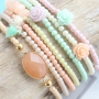Musthave bracelets in pastel colours with opaque glassbeads 