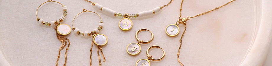 Shell beads specials / pendants